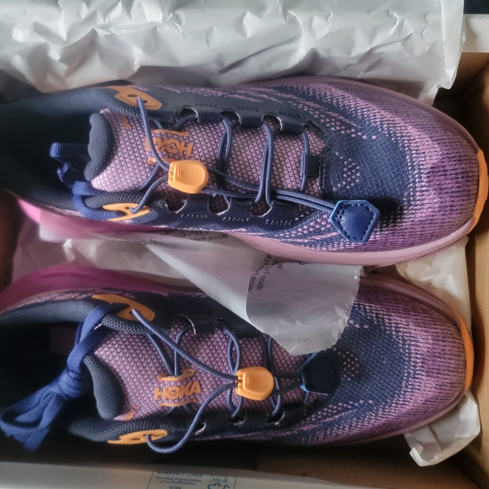 Hoka Kids Speedgoat 5 Sneaker(Big Kid)